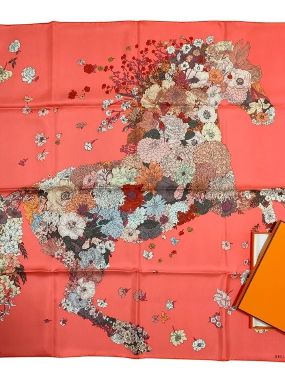 Hermès Robe Légère 90 Silk Scarf in Pink Rose